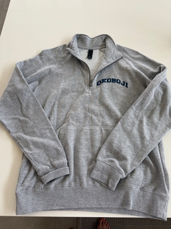 District Tops - District Light Gray Pullover with Black Brand Tag